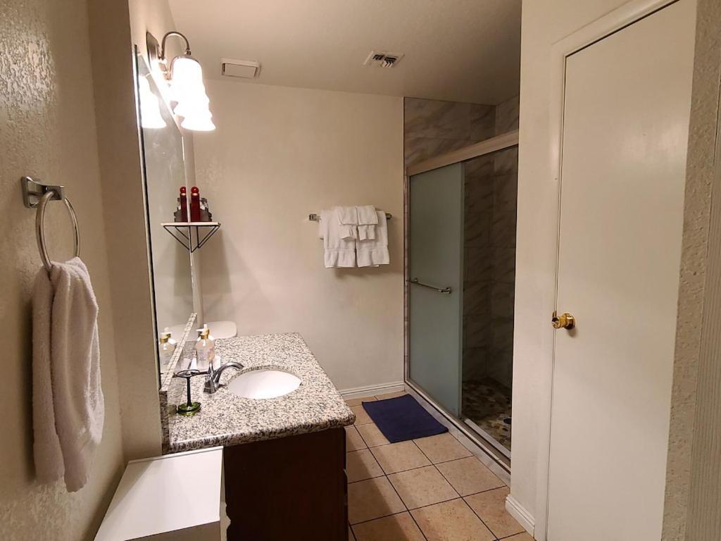 2Bed 1 Bath Condo Near Nellis Afb & The Strip Las Vegas Exterior foto