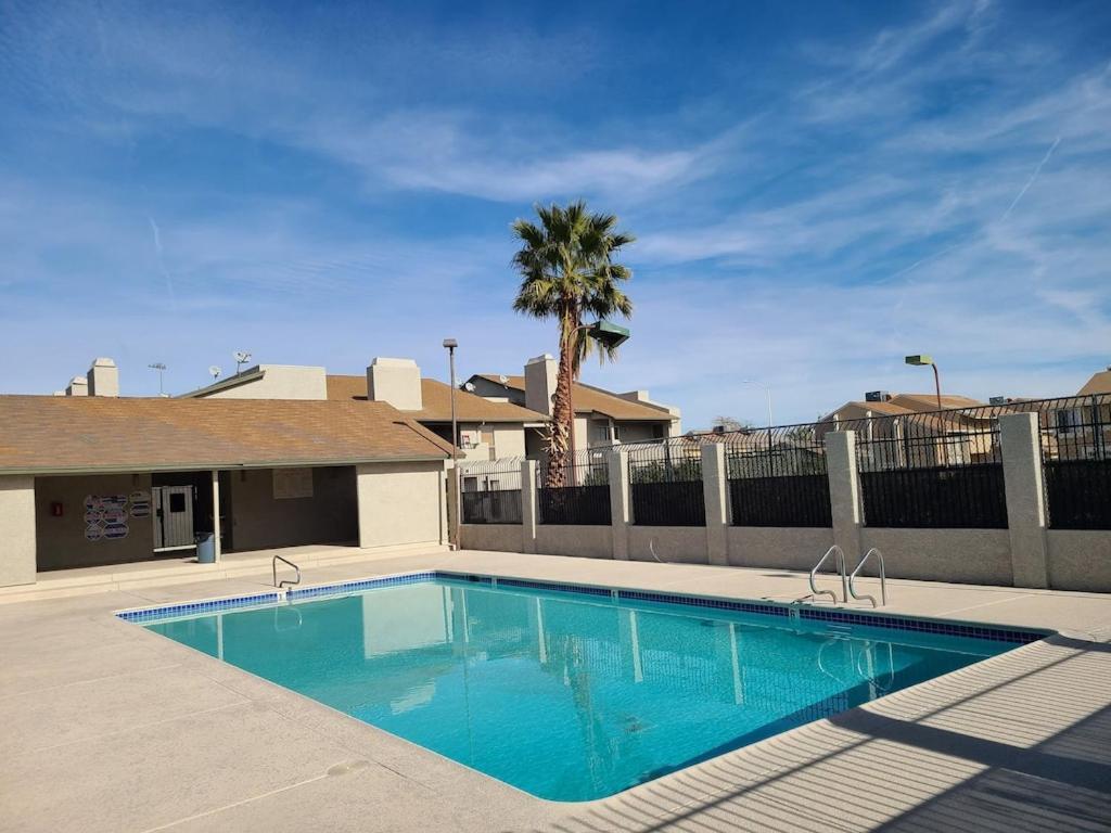 2Bed 1 Bath Condo Near Nellis Afb & The Strip Las Vegas Exterior foto
